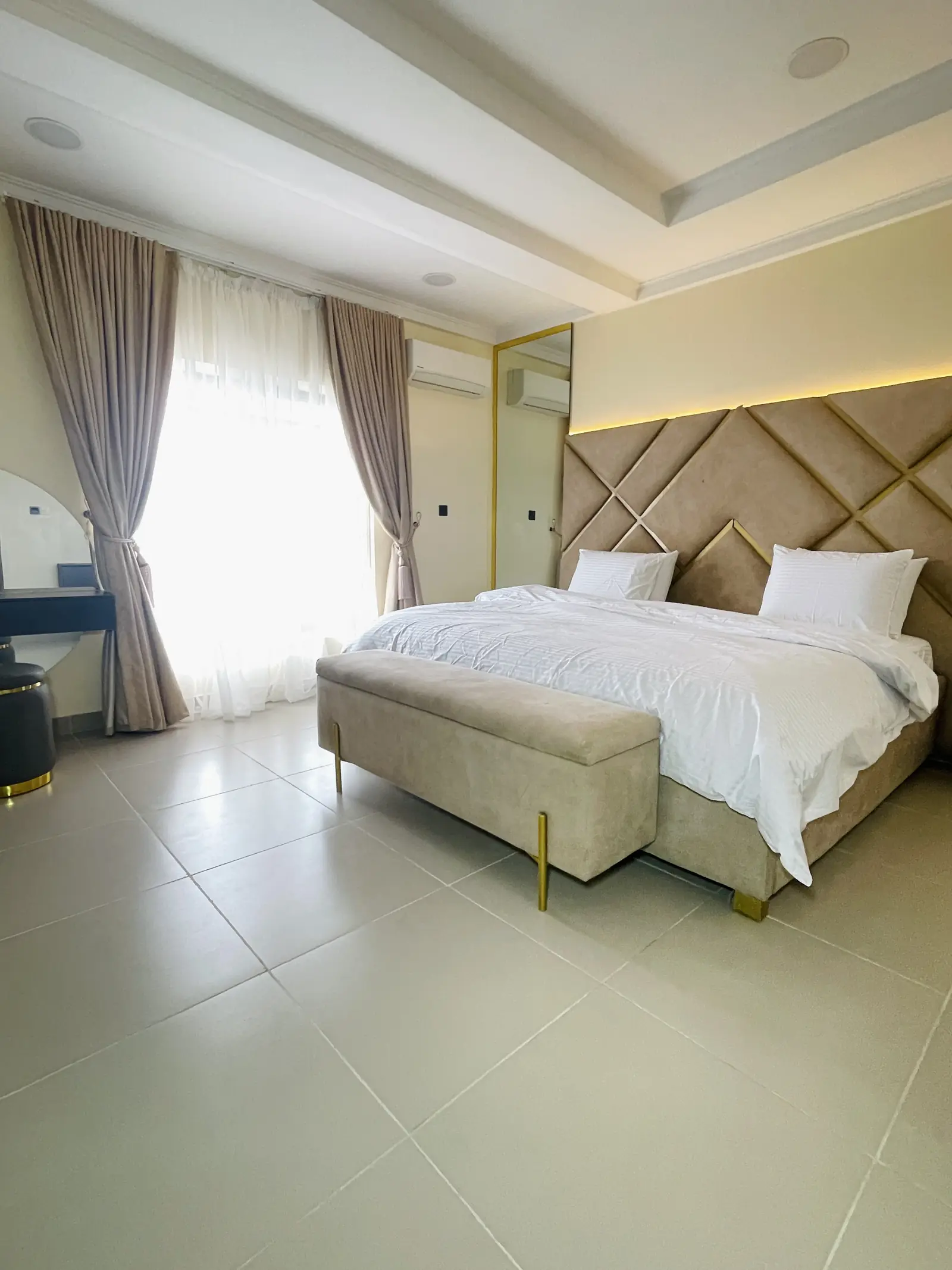 Second bedroom